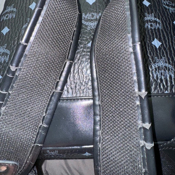 MCM STARK BACKPACK
VISETOS SIDE STUDS
MEDIUM BLACK - Picture 6 of 8